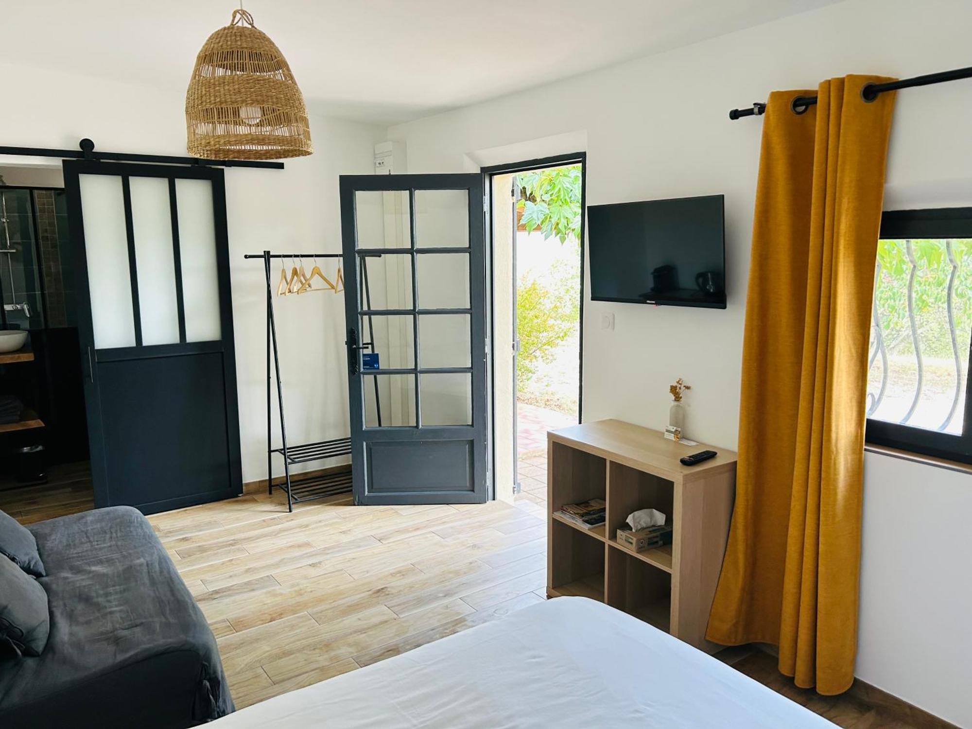 Hotel Le Cabanon Collobrières Exteriér fotografie